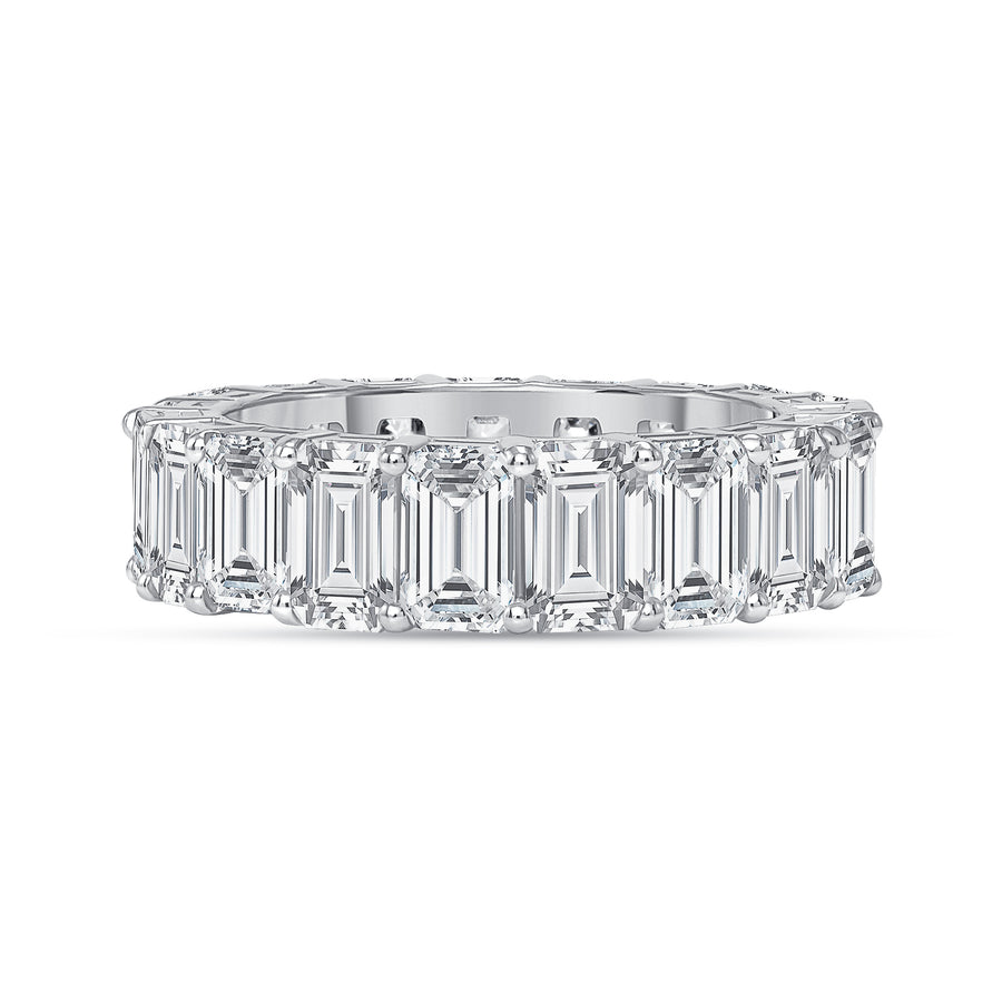 emerald and diamond wedding ring white gold